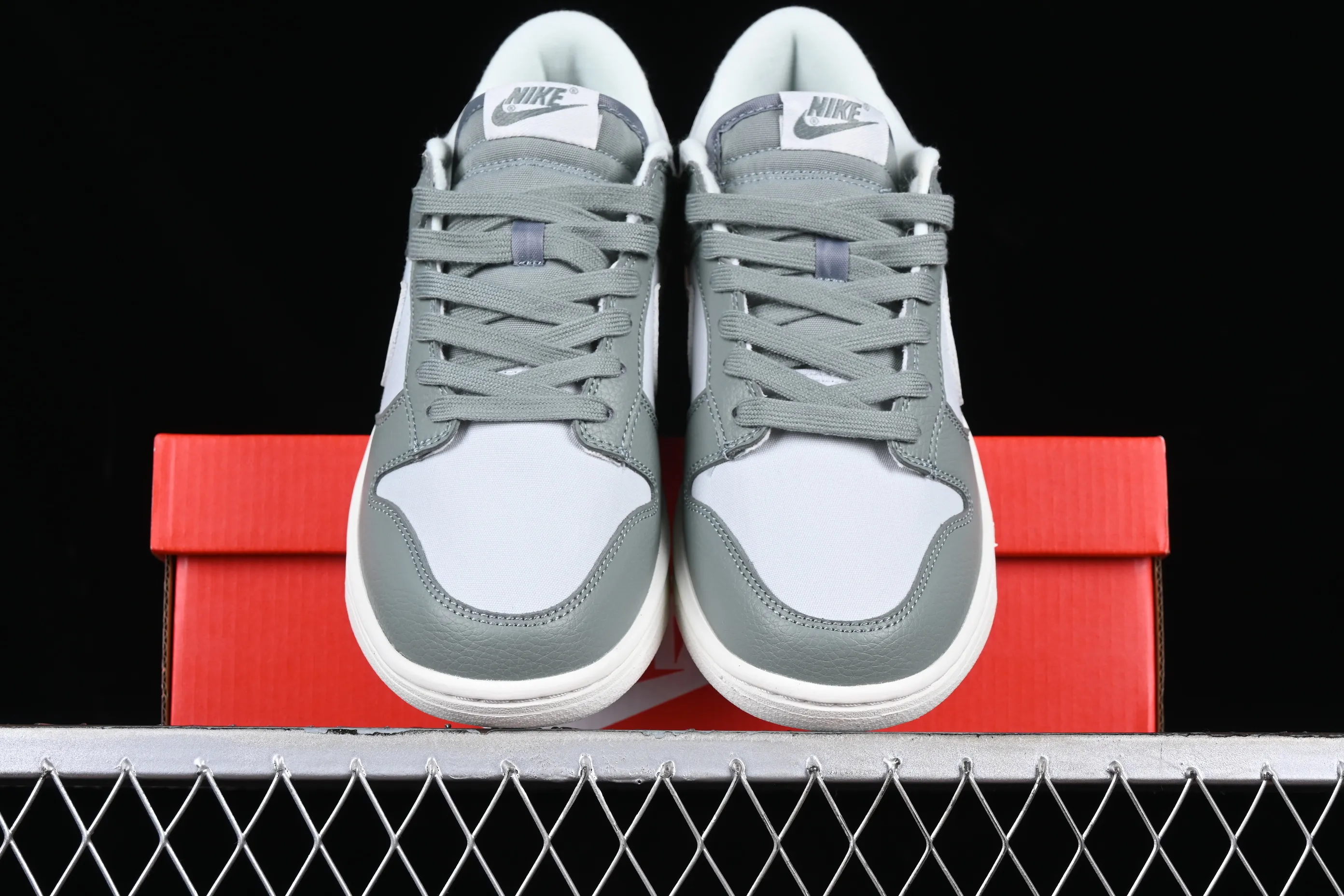 All categories Nk SB Dunk series Nk SB Dunk Low low-top sneakers Nk Dunk Low "Mica Green" mica green canvas SB low-top sports and leisure sneakers DV7212-300
